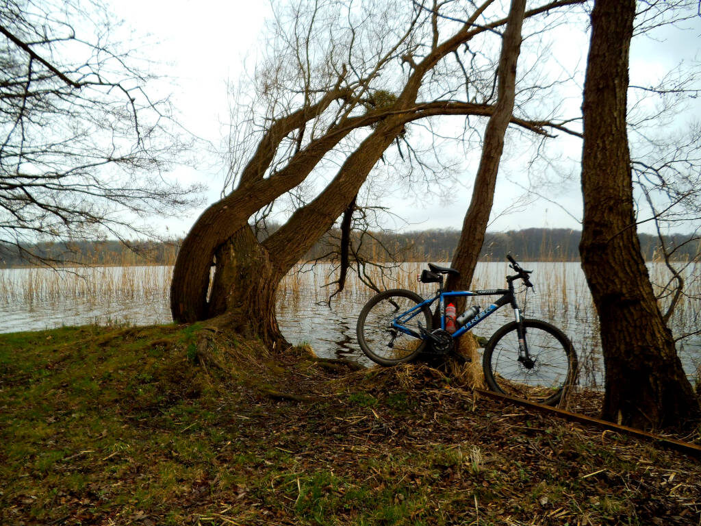 Sześć jezior jeden rower