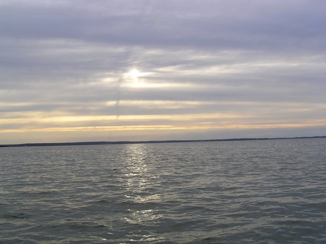 Jezioro Śniardwy z łodzi